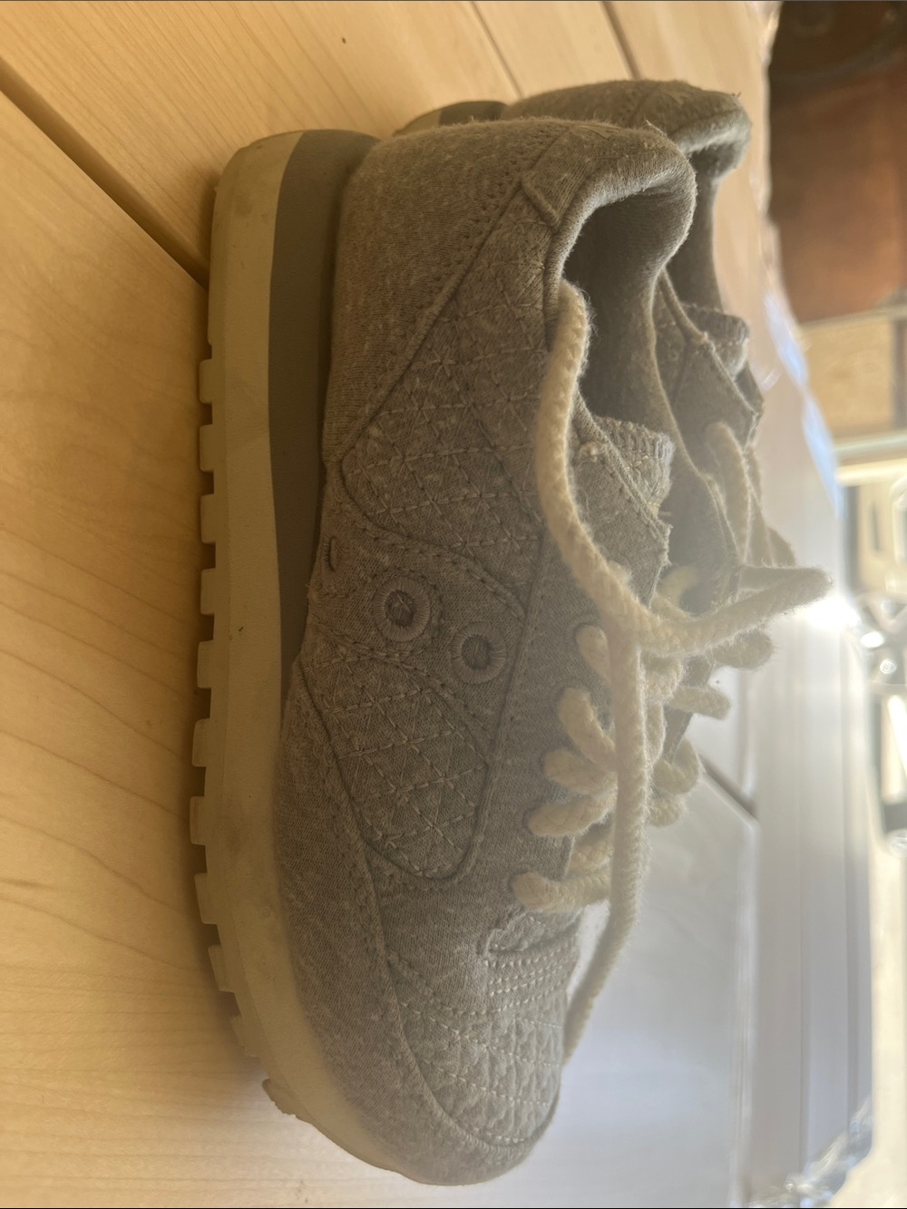 Saucony Beige Gray Kids Quilted Lace-Up Sneakers